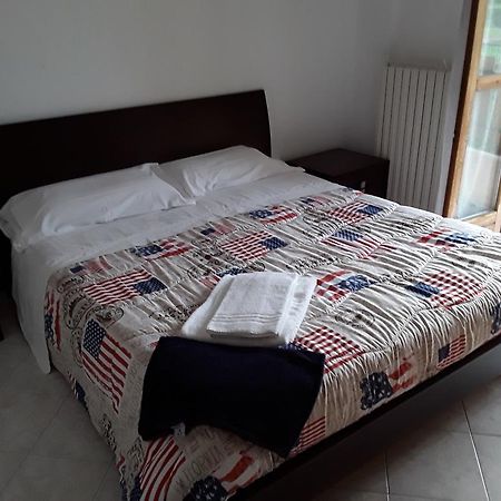B&B Columbus Grassobbio Bagian luar foto