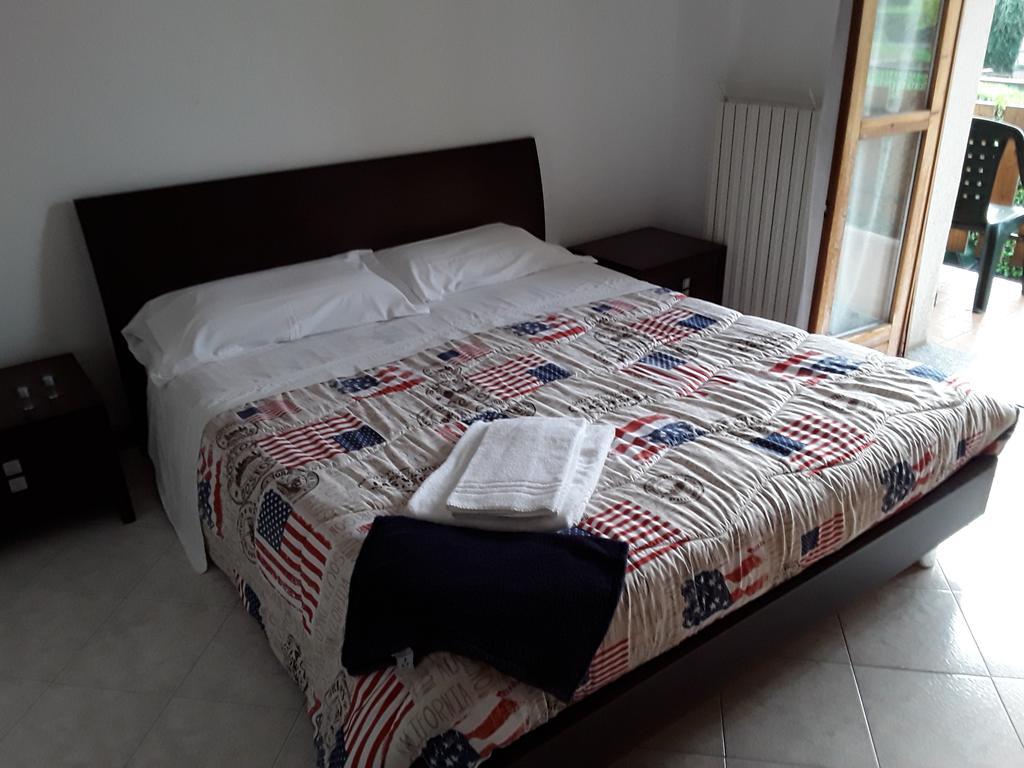 B&B Columbus Grassobbio Bagian luar foto